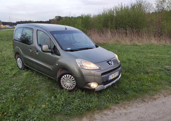 Peugeot Partner cena 19500 przebieg: 199500, rok produkcji 2009 z Tarnogród małe 79